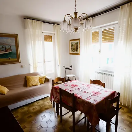 Elyse Апартаменты Монтероссо-аль-Маре